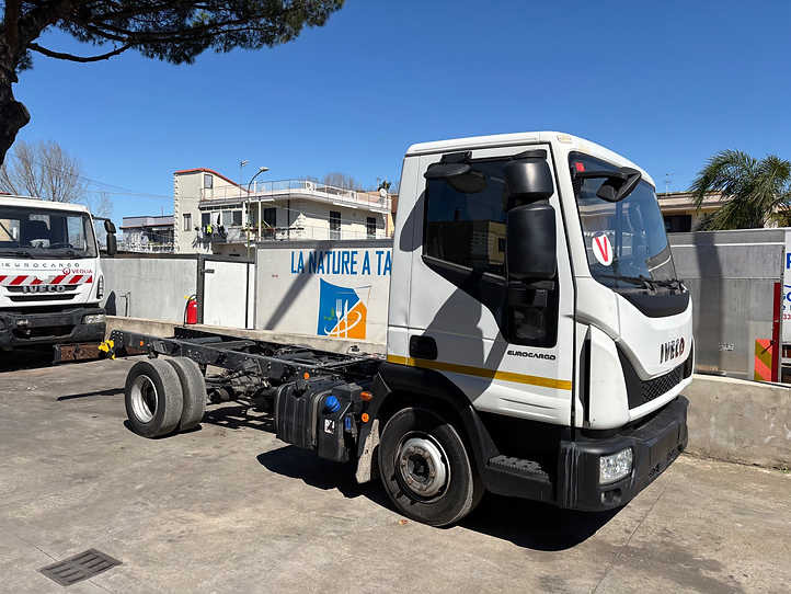 Eurocargo 80el19 - 캡 새시 트럭 : 사진 1 Eurocargo 80el19 - 캡 새시 트럭 : 사진 1