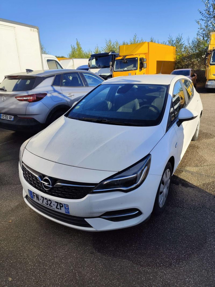 Opel Astra 1,5 Diesel 105 cv BVM6 5 places Edition business - 차량 : 사진 2 Opel Astra 1,5 Diesel 105 cv BVM6 5 places Edition business - 차량 : 사진 2