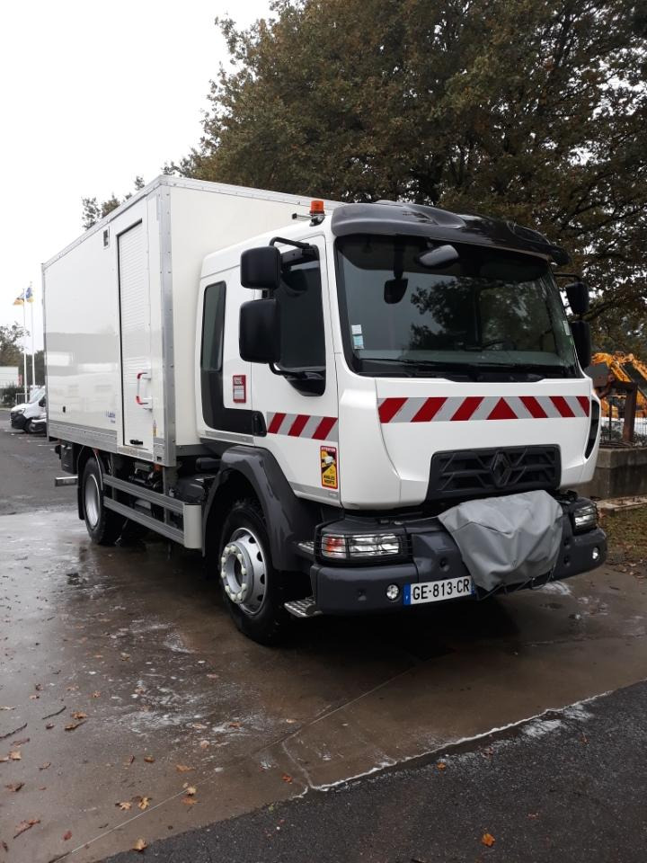 Renault D 13 HIGH K P4X2 280CV Double cabine 6 places - 박스 트럭 : 사진 2 Renault D 13 HIGH K P4X2 280CV Double cabine 6 places - 박스 트럭 : 사진 2