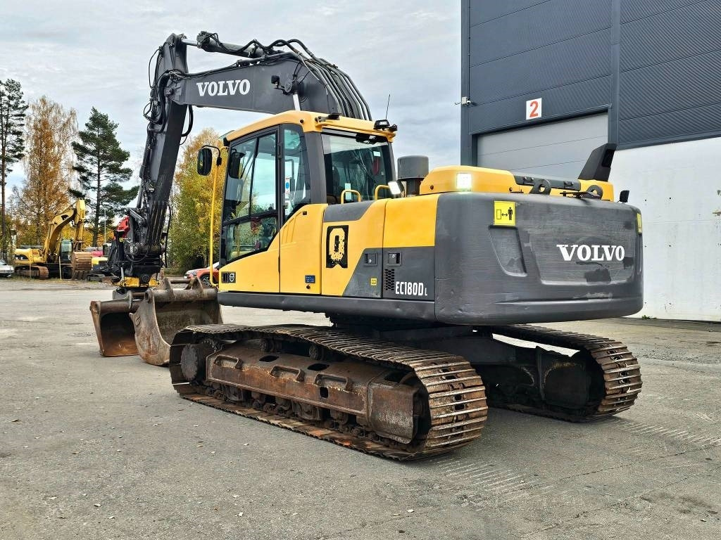 Volvo EC 180 C L - 크롤러 굴삭기 : 사진 4 Volvo EC 180 C L - 크롤러 굴삭기 : 사진 4