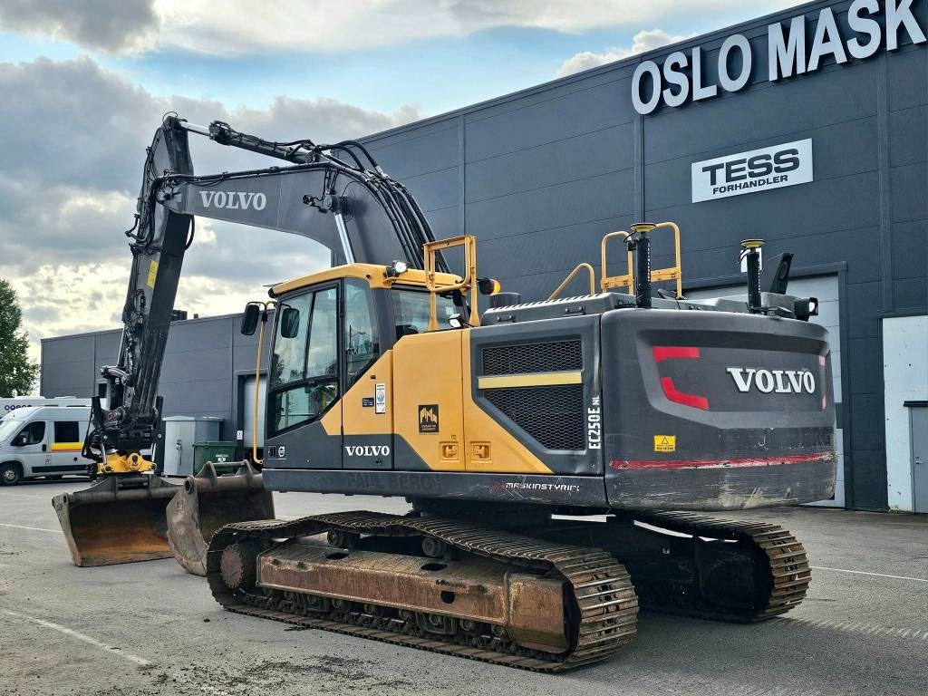 Volvo EC250 ENL  - 크롤러 굴삭기 : 사진 3 Volvo EC250 ENL  - 크롤러 굴삭기 : 사진 3