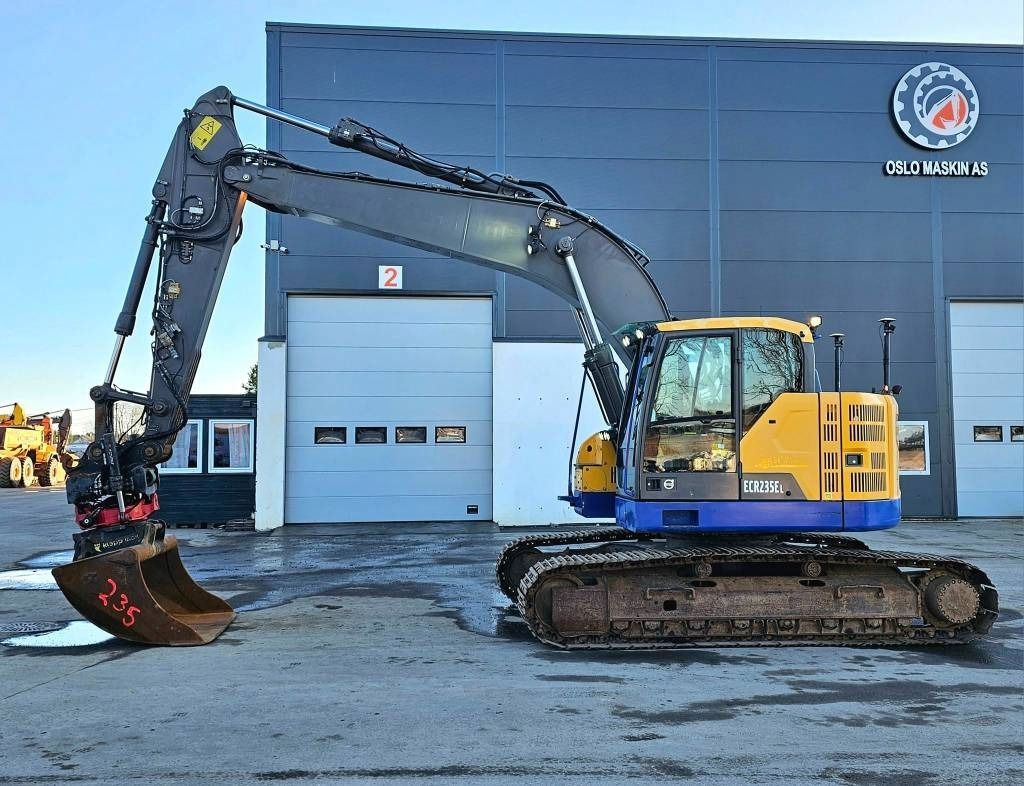 Volvo ECR 235 EL - 크롤러 굴삭기 : 사진 2 Volvo ECR 235 EL - 크롤러 굴삭기 : 사진 2