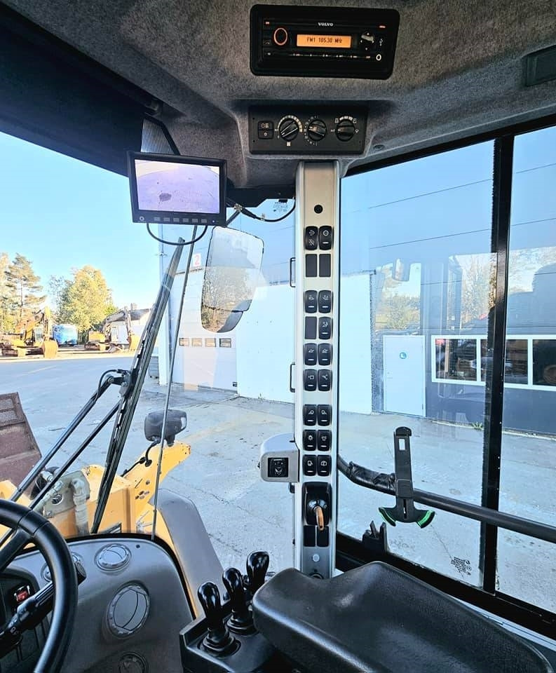 휠 로더 Volvo L 110 H : 사진 28