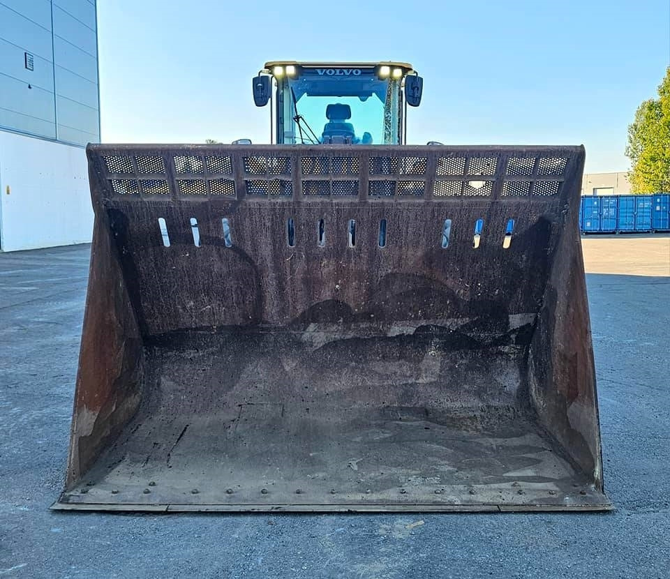 휠 로더 Volvo L 110 H : 사진 9