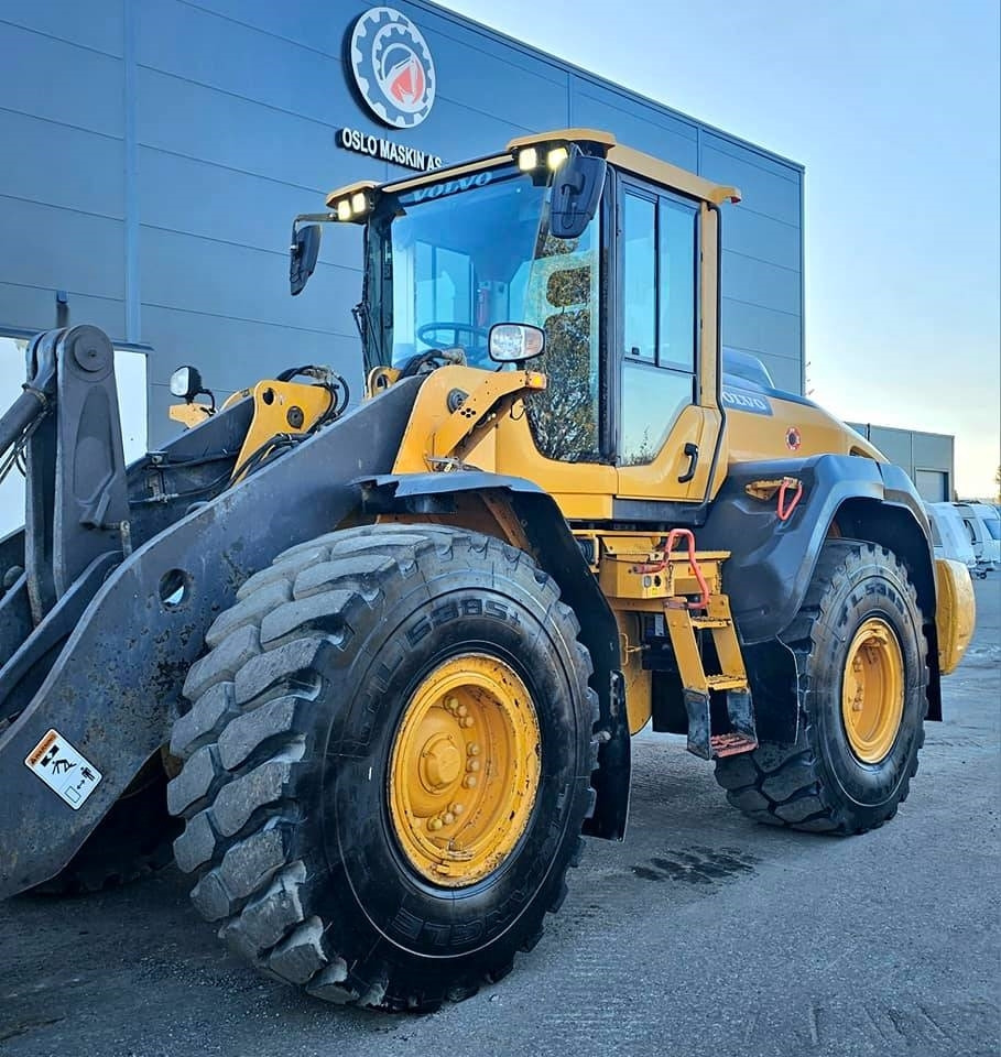 휠 로더 Volvo L 110 H : 사진 12