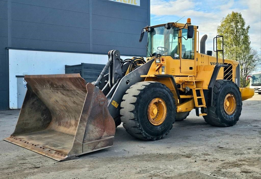 Volvo L 180 E - 휠 로더 : 사진 2 Volvo L 180 E - 휠 로더 : 사진 2