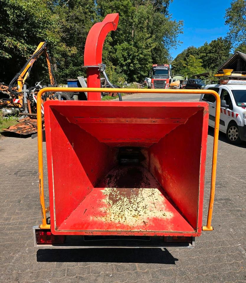 Dücker HM 140 Holzhacker Holzhäcksler Holzhackschnitzler Hacker Häcksler Diesel - 톱밥 제조기 : 사진 3 Dücker HM 140 Holzhacker Holzhäcksler Holzhackschnitzler Hacker Häcksler Diesel - 톱밥 제조기 : 사진 3