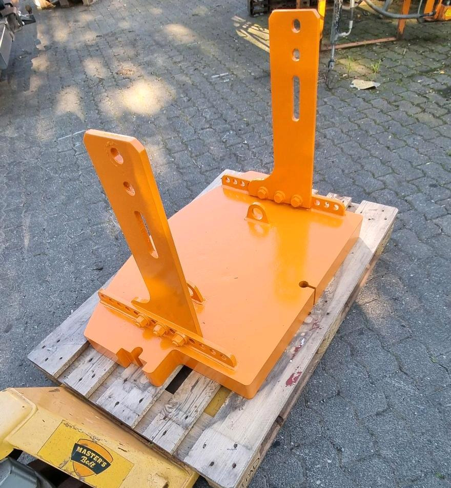 Heckgewicht Unimog 405 U400 U 300 500 400 318 423 427 429 430 530 527 535 Kontergewicht Mulag Mähausleger Böschungsmulcher Dücker - 카운터 웨이트 : 사진 4 Heckgewicht Unimog 405 U400 U 300 500 400 318 423 427 429 430 530 527 535 Kontergewicht Mulag Mähausleger Böschungsmulcher Dücker - 카운터 웨이트 : 사진 4