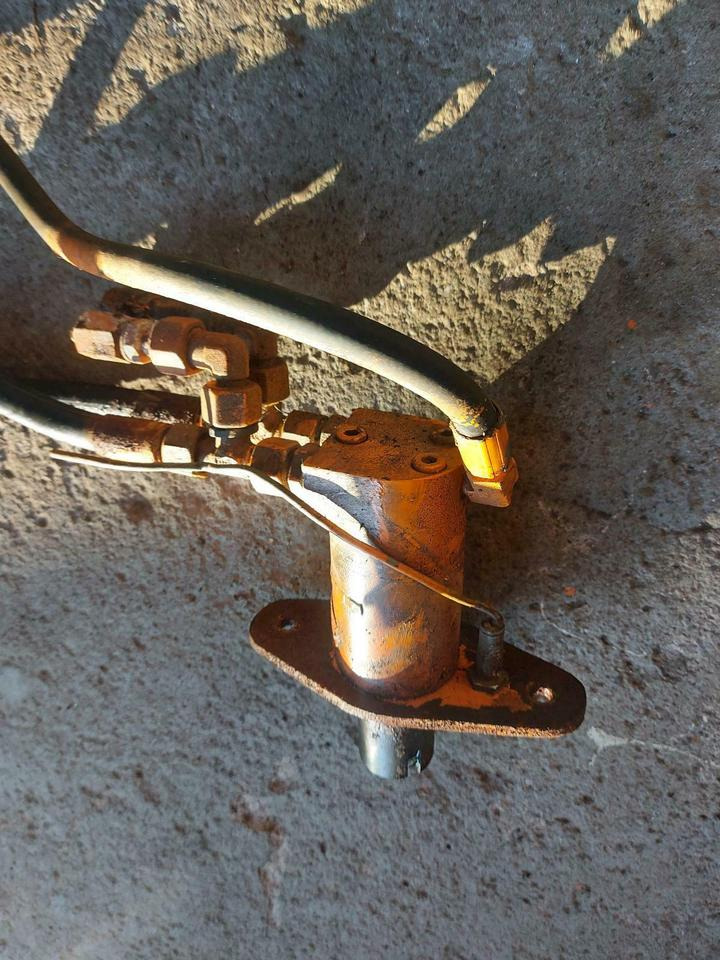 Hydraulikmotor Schmidt DST SST Salzstreuer Winterdienst Unimog - 유압 모터 지자체/ 특수 차량 용 : 사진 2 Hydraulikmotor Schmidt DST SST Salzstreuer Winterdienst Unimog - 유압 모터 지자체/ 특수 차량 용 : 사진 2