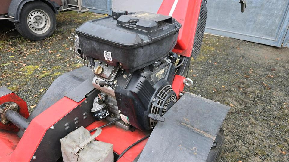 Kersten RCH 18100 Motormäher Böschungsmäher Böschungsmulcher Hangmäher Mulchmäher Rasenmäher Mähraupe Irus - 정원 모어 : 사진 4 Kersten RCH 18100 Motormäher Böschungsmäher Böschungsmulcher Hangmäher Mulchmäher Rasenmäher Mähraupe Irus - 정원 모어 : 사진 4