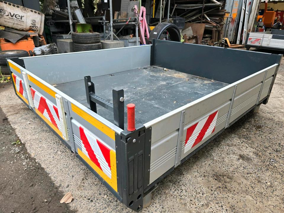 Neue Kipperpritsche Pritsche für Unimog 405 U 318 U318 423 430 429 327 435 U 400 300 290 Mercedes-Benz - 티퍼 본체 : 사진 1 Neue Kipperpritsche Pritsche für Unimog 405 U 318 U318 423 430 429 327 435 U 400 300 290 Mercedes-Benz - 티퍼 본체 : 사진 1
