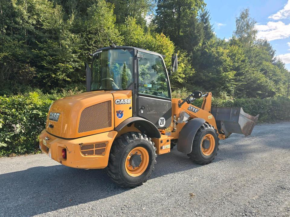 Neuwertiger Radlader Case 21F 21 F N 788 nur 550 Betriebstunden Lader Hoflader Frontlader 4x4 5000kg JCB Kramer - 휠 굴삭기 : 사진 4 Neuwertiger Radlader Case 21F 21 F N 788 nur 550 Betriebstunden Lader Hoflader Frontlader 4x4 5000kg JCB Kramer - 휠 굴삭기 : 사진 4