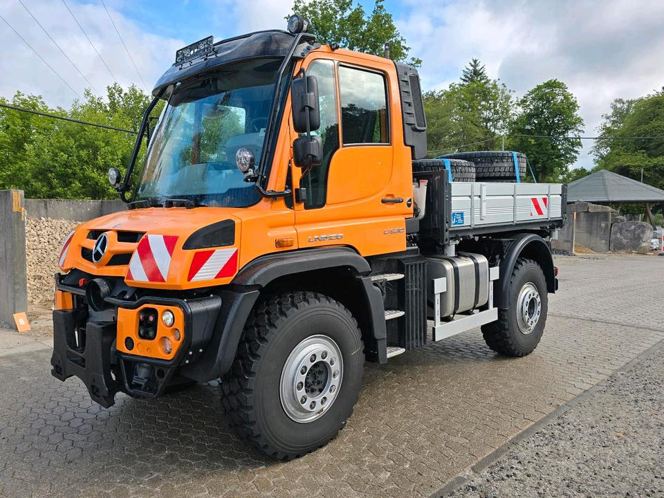 Neuwertiger Unimog U530 7800km EAS Easy-Drive Mercedes-Benz U 530 UGN UGE 405 527 535 435 430 Kipper - 제설차량 : 사진 1 Neuwertiger Unimog U530 7800km EAS Easy-Drive Mercedes-Benz U 530 UGN UGE 405 527 535 435 430 Kipper - 제설차량 : 사진 1