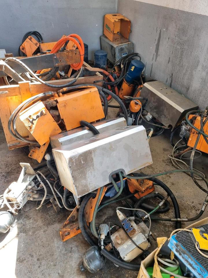 Schneepflughydraulik Schmidt Beilhack Elektrohydraulik Schneepflüge Schneeschild Schneeschieber LKW Unimog Bordcomputer Steuerung - ECU 지자체/ 특수 차량 용 : 사진 4 Schneepflughydraulik Schmidt Beilhack Elektrohydraulik Schneepflüge Schneeschild Schneeschieber LKW Unimog Bordcomputer Steuerung - ECU 지자체/ 특수 차량 용 : 사진 4