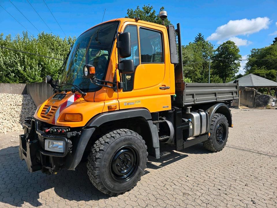 Unimog 405/10 U300 Bluetec 5 Mercedes-Benz U 300 290 400 500 UGE UGN Jotha Absetzkipper Absetzer - 제설차량 : 사진 1 Unimog 405/10 U300 Bluetec 5 Mercedes-Benz U 300 290 400 500 UGE UGN Jotha Absetzkipper Absetzer - 제설차량 : 사진 1