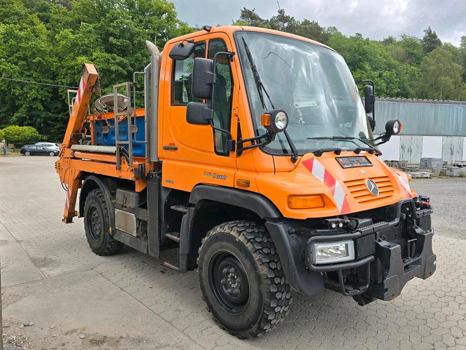 Unimog 405/10 U300 Bluetec 5 Mercedes-Benz U 300 UGE UGN mit Jotha Absetzkipper combi con 4518 Absetzer - 제설차량 : 사진 1 Unimog 405/10 U300 Bluetec 5 Mercedes-Benz U 300 UGE UGN mit Jotha Absetzkipper combi con 4518 Absetzer - 제설차량 : 사진 1