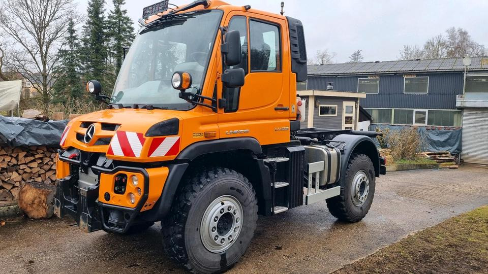 Unimog 423 405 Mercedes-Benz U423 EAS Kipper UGN UGE - 드롭사이드/ 플랫베드 트럭, 지자체/ 특수 차량 : 사진 1 Unimog 423 405 Mercedes-Benz U423 EAS Kipper UGN UGE - 드롭사이드/ 플랫베드 트럭, 지자체/ 특수 차량 : 사진 1