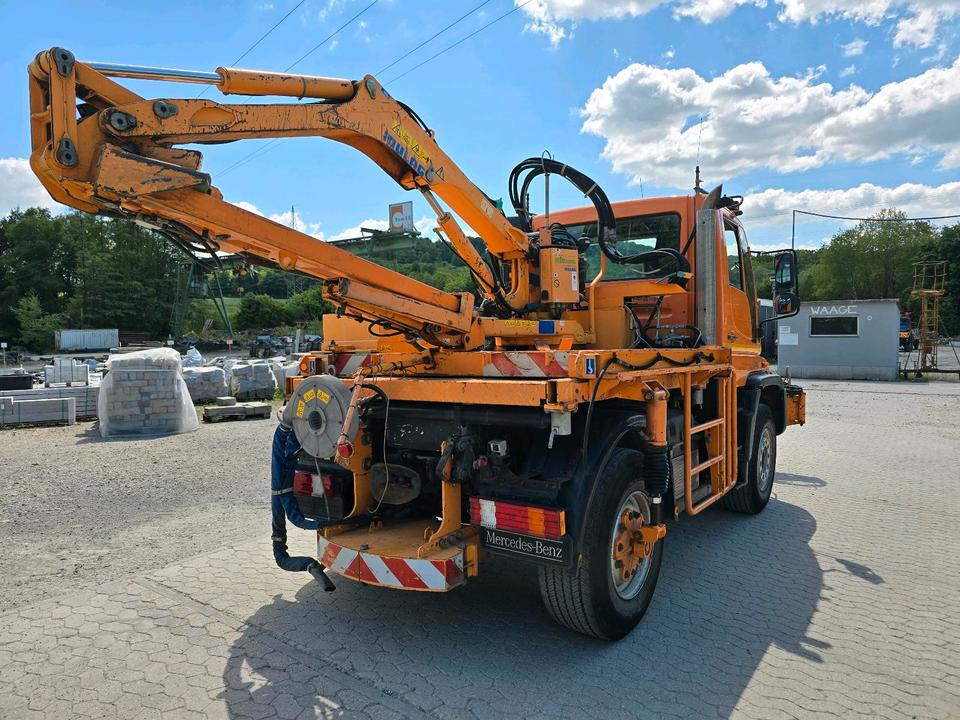 Unimog U400 405/12 6-Zylinder mit Mulag Böschungsmäher Böschungsmulcher Frontmäher Randstreifenmäher Mercedes-Benz U 400 300 500 - 제설차량 : 사진 4 Unimog U400 405/12 6-Zylinder mit Mulag Böschungsmäher Böschungsmulcher Frontmäher Randstreifenmäher Mercedes-Benz U 400 300 500 - 제설차량 : 사진 4