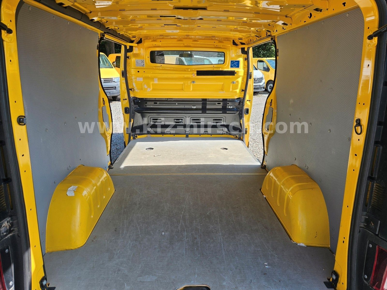Renault Trafic Kasten L2H1 Maxi Lang Kamera 1.Hand LED - 승합차 : 사진 4 Renault Trafic Kasten L2H1 Maxi Lang Kamera 1.Hand LED - 승합차 : 사진 4