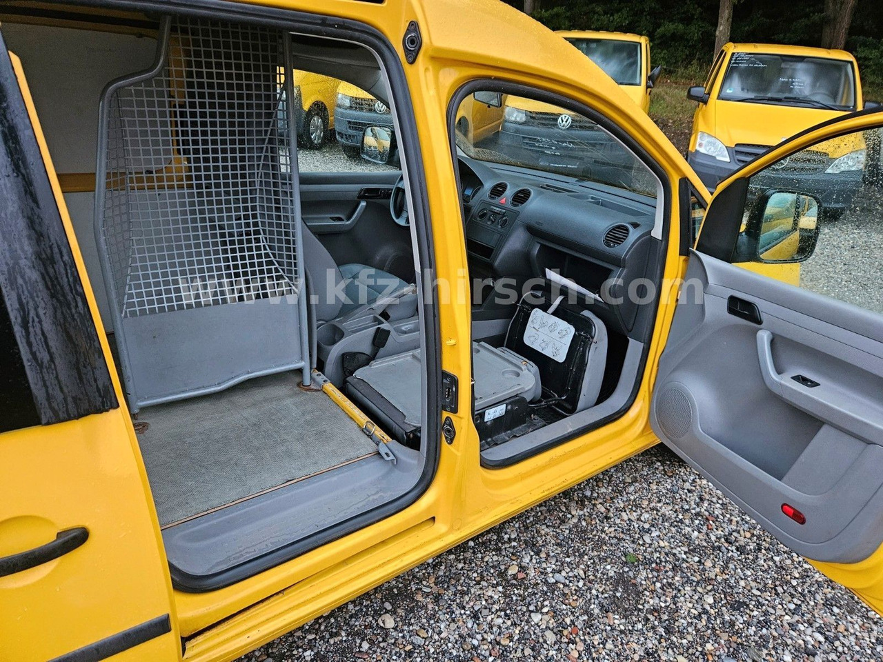 Volkswagen Caddy 2.0 SDI*1.Hand*2-Sitzer*2xSchiebetüre - 승합차 : 사진 4 Volkswagen Caddy 2.0 SDI*1.Hand*2-Sitzer*2xSchiebetüre - 승합차 : 사진 4
