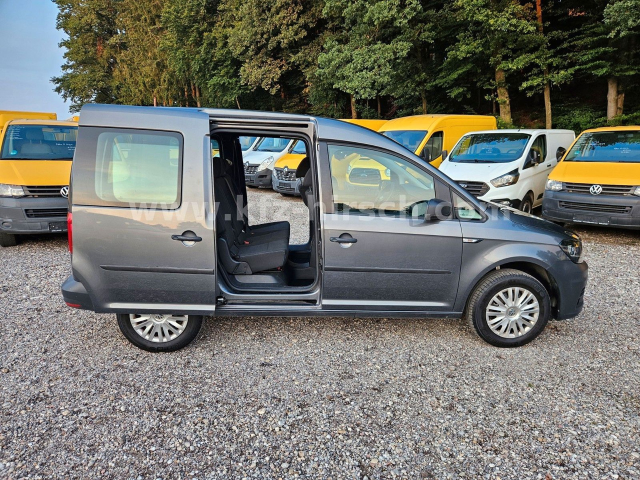 Volkswagen Caddy Temp*Sitzhzg*Navi*Blueth*2xSchiebetüre*1Hd - 승합차 : 사진 3 Volkswagen Caddy Temp*Sitzhzg*Navi*Blueth*2xSchiebetüre*1Hd - 승합차 : 사진 3