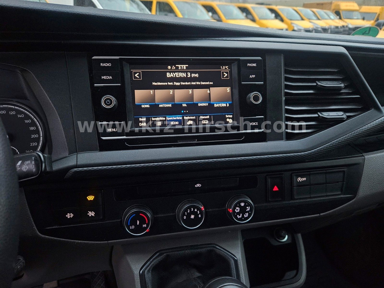 Volkswagen Transporter T6.1 |2xSchiebetüre|Cam|Blu - 소형 밴 : 사진 3 Volkswagen Transporter T6.1 |2xSchiebetüre|Cam|Blu - 소형 밴 : 사진 3