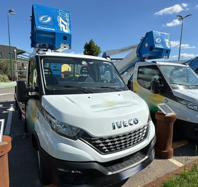 Iveco 35S14 podnośnik koszowy 27 m Socage ForSte 27D SPEED - 트럭 탑재 고가작업 플랫폼 : 사진 1 Iveco 35S14 podnośnik koszowy 27 m Socage ForSte 27D SPEED - 트럭 탑재 고가작업 플랫폼 : 사진 1