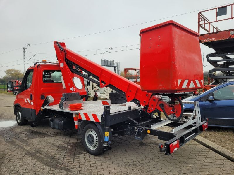 Iveco Daily 35S12 podnośnik koszowy 17 m CTE B-Lift 17 - 트럭 탑재 고가작업 플랫폼 : 사진 2 Iveco Daily 35S12 podnośnik koszowy 17 m CTE B-Lift 17 - 트럭 탑재 고가작업 플랫폼 : 사진 2
