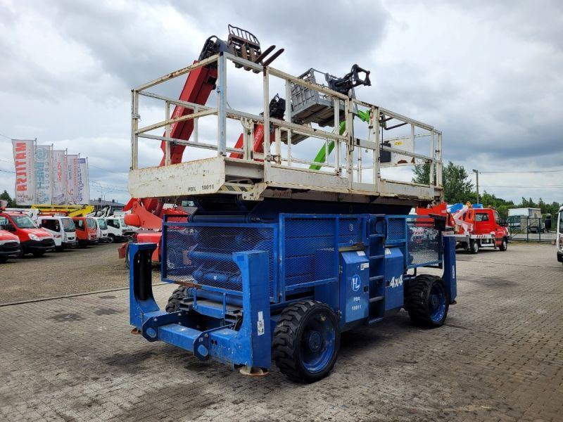 Podnośnik nożycowy 4x4 spalinowy 18 m Genie GS 5390 RT - 시저 리프트 : 사진 3 Podnośnik nożycowy 4x4 spalinowy 18 m Genie GS 5390 RT - 시저 리프트 : 사진 3