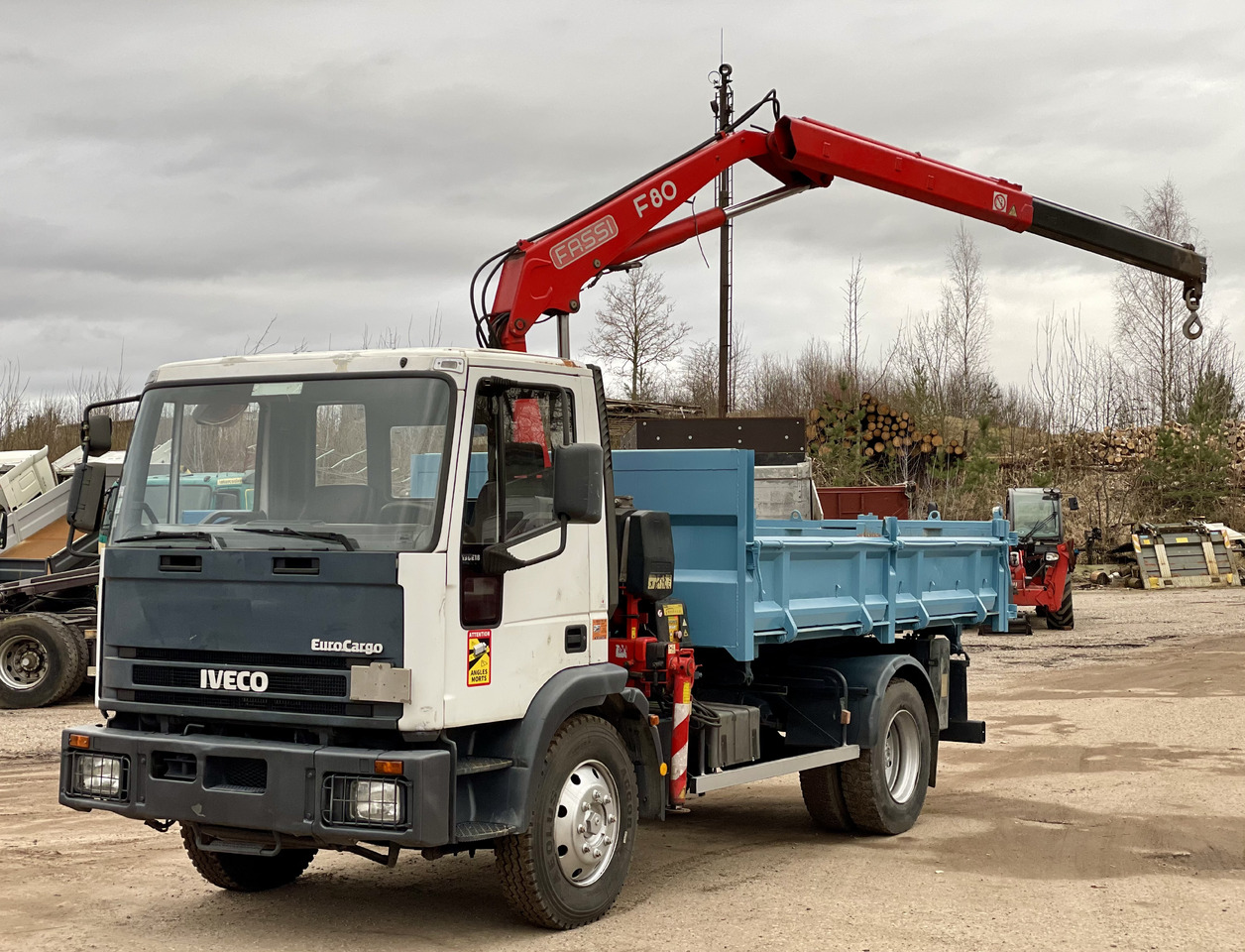 IVECO EUROCARGO - 크레인 트럭 : 사진 3 IVECO EUROCARGO - 크레인 트럭 : 사진 3