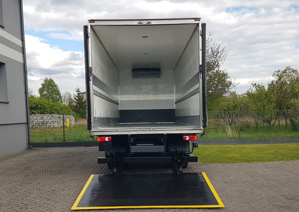 DAF 16T LF 230 WINDA CHŁODNIA 16EP 6,60x2,48x2,39 KLIMA IZOTERMA MROŹNIA - 냉동탑차 : 사진 5 DAF 16T LF 230 WINDA CHŁODNIA 16EP 6,60x2,48x2,39 KLIMA IZOTERMA MROŹNIA - 냉동탑차 : 사진 5