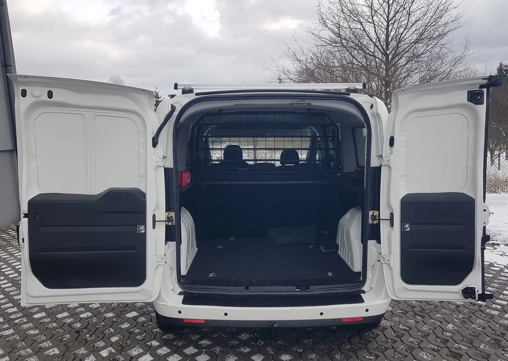 Fiat Doblo 1.6 Multijet 16V Easy - 차량 : 사진 5 Fiat Doblo 1.6 Multijet 16V Easy - 차량 : 사진 5