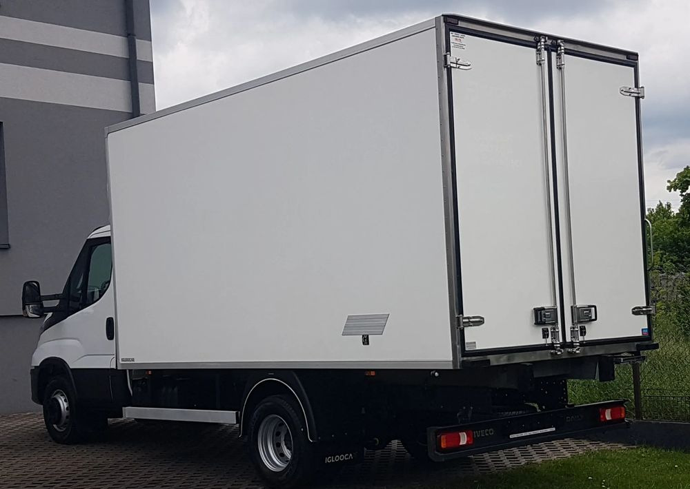 Iveco 72-180 DAILY 8EP KONTENER IZOTERMA 4,16x2,10x2,09 DMC 7200 KG KLIMATRONIK TEMPOMAT KRAJOWY - 박스 트럭 : 사진 3 Iveco 72-180 DAILY 8EP KONTENER IZOTERMA 4,16x2,10x2,09 DMC 7200 KG KLIMATRONIK TEMPOMAT KRAJOWY - 박스 트럭 : 사진 3