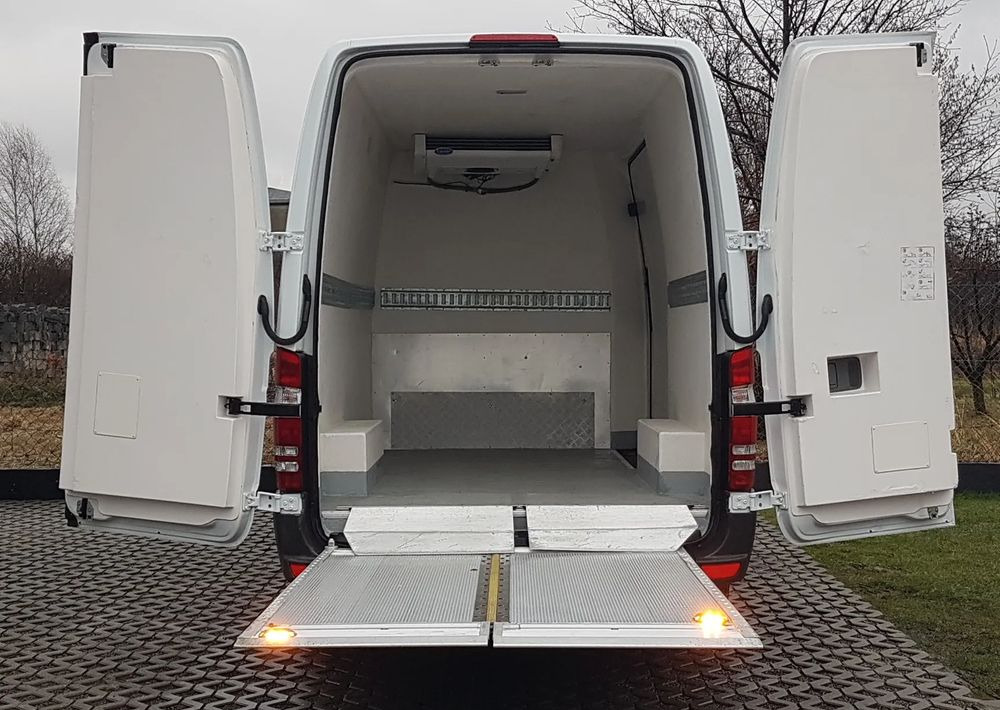 Mercedes-Benz SPRINTER WINDA CHŁODNIA AGREGAT IZOTERMA DŁUGI WYSOKI KLIMA - 냉동 밴 : 사진 5 Mercedes-Benz SPRINTER WINDA CHŁODNIA AGREGAT IZOTERMA DŁUGI WYSOKI KLIMA - 냉동 밴 : 사진 5