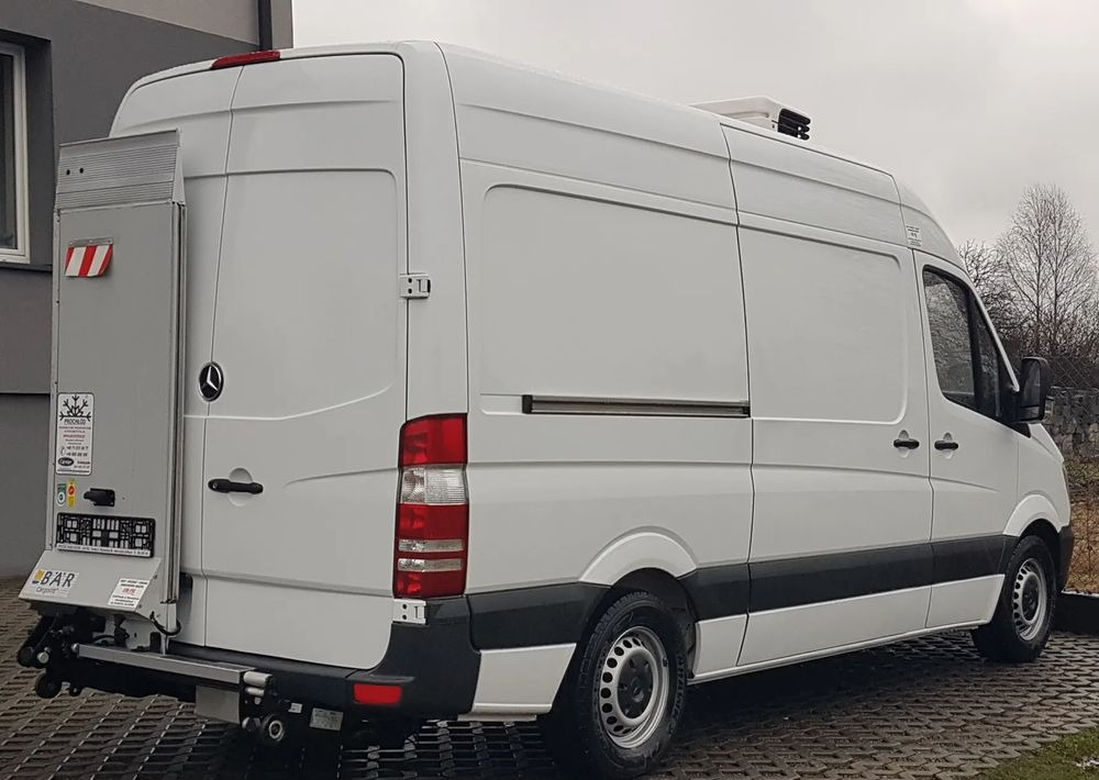 Mercedes-Benz SPRINTER WINDA CHŁODNIA AGREGAT IZOTERMA DŁUGI WYSOKI KLIMA - 냉동 밴 : 사진 4 Mercedes-Benz SPRINTER WINDA CHŁODNIA AGREGAT IZOTERMA DŁUGI WYSOKI KLIMA - 냉동 밴 : 사진 4