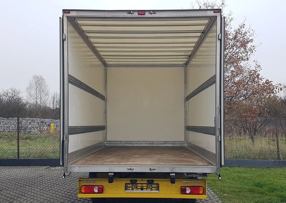 Renault MASTER KONTENER 8EP 4,21x2,23x2,22 KLIMA MANUAL KRAJOWY 6-BIEGÓW - 박스 밴 : 사진 5 Renault MASTER KONTENER 8EP 4,21x2,23x2,22 KLIMA MANUAL KRAJOWY 6-BIEGÓW - 박스 밴 : 사진 5