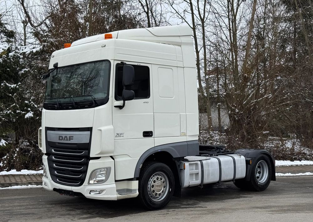 DAF * DAF XF 106 * SPROWADZONY * SUPER STAN CIĄGNIK SIODŁOWY Euro 6 - 트랙터 유닛 : 사진 1 DAF * DAF XF 106 * SPROWADZONY * SUPER STAN CIĄGNIK SIODŁOWY Euro 6 - 트랙터 유닛 : 사진 1