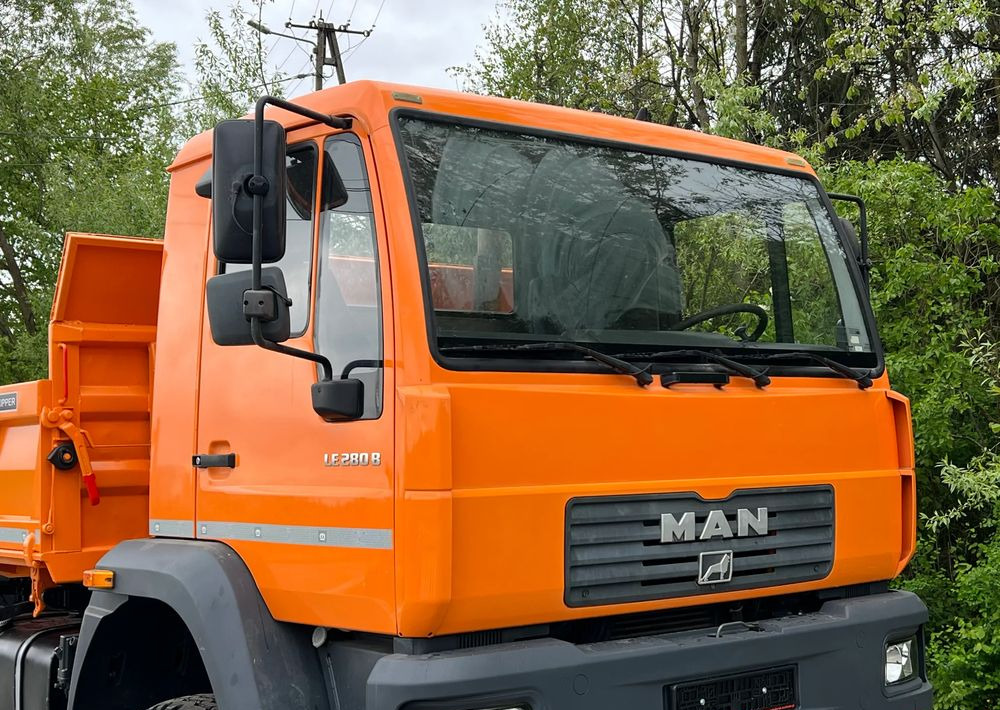 MAN * LE 280 B * MAN * 4x4 * Kiper Wywrotka x3 * Meiller * Sprowadzony * Stan Perfekcyjny * - 덤프트럭 : 사진 4 MAN * LE 280 B * MAN * 4x4 * Kiper Wywrotka x3 * Meiller * Sprowadzony * Stan Perfekcyjny * - 덤프트럭 : 사진 4