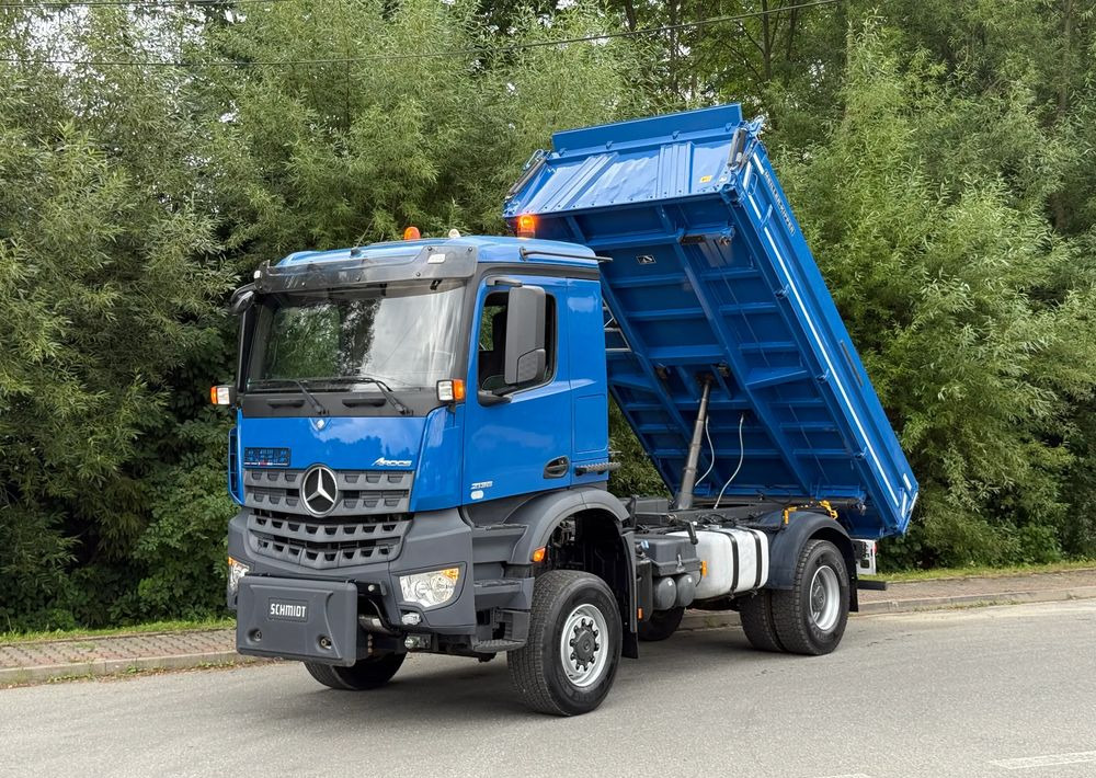 Mercedes-Benz * Arocs * 4X4 * JAK NOWY * Wywrotka Kiper Meiller * Sprowadzony * 80.700 km Oryginalnie * Mercedes - 덤프트럭 : 사진 1 Mercedes-Benz * Arocs * 4X4 * JAK NOWY * Wywrotka Kiper Meiller * Sprowadzony * 80.700 km Oryginalnie * Mercedes - 덤프트럭 : 사진 1