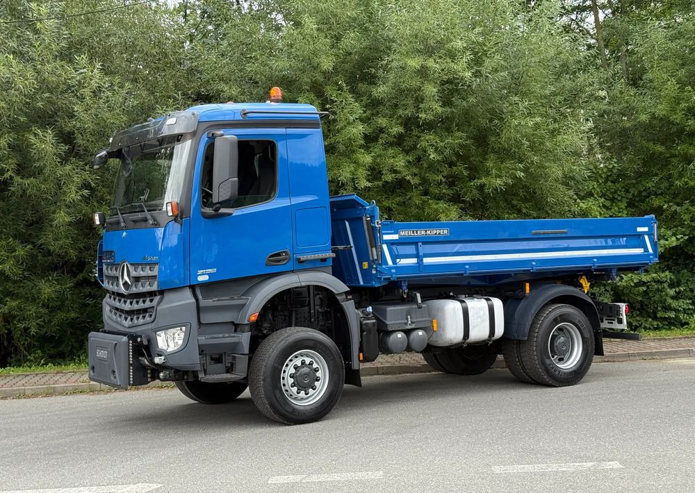 Mercedes-Benz * Arocs * 4X4 * JAK NOWY * Wywrotka Kiper Meiller * Sprowadzony * 80.700 km Oryginalnie * Mercedes - 덤프트럭 : 사진 3 Mercedes-Benz * Arocs * 4X4 * JAK NOWY * Wywrotka Kiper Meiller * Sprowadzony * 80.700 km Oryginalnie * Mercedes - 덤프트럭 : 사진 3