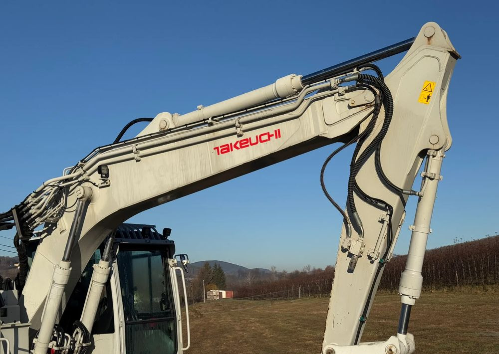 Takeuchi KOPARKA TAKEUCHI TB2150R 5100 MTH SPROWADZONA STAN PERFEKCYJNY - 크롤러 굴삭기 : 사진 5 Takeuchi KOPARKA TAKEUCHI TB2150R 5100 MTH SPROWADZONA STAN PERFEKCYJNY - 크롤러 굴삭기 : 사진 5