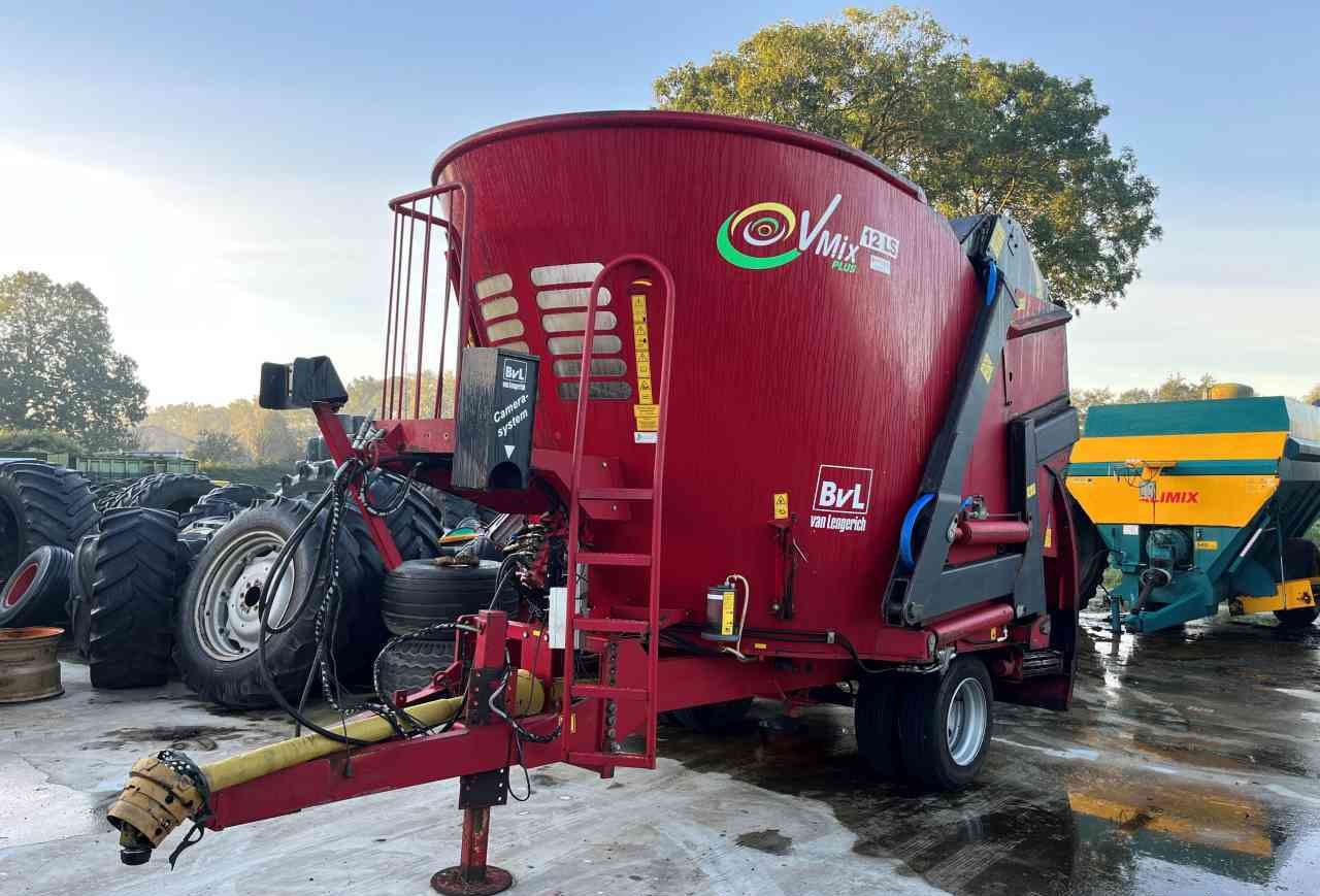 BVL V-Mix 12 LS Voermengwagen Voermachines - 목초 믹서 : 사진 2 BVL V-Mix 12 LS Voermengwagen Voermachines - 목초 믹서 : 사진 2
