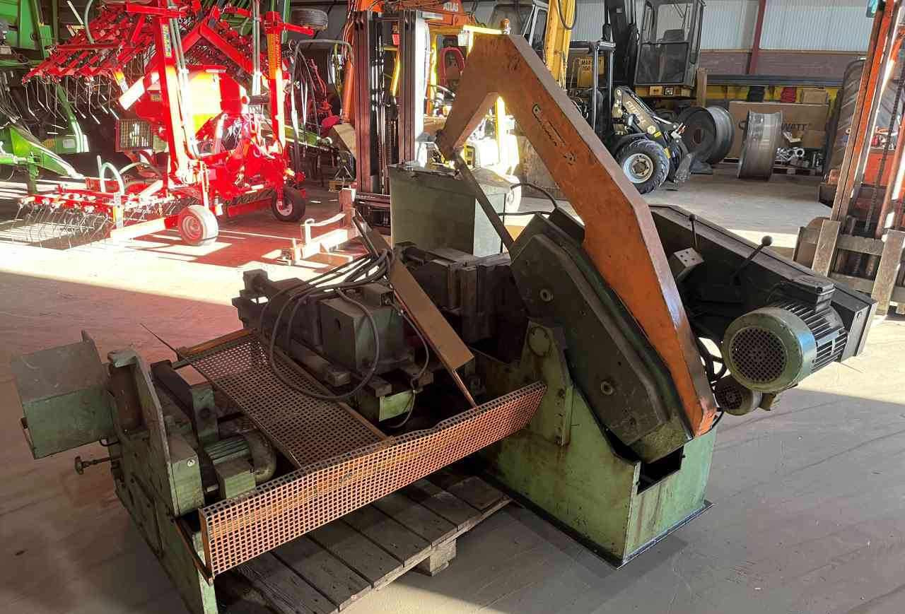 Kasto beugelzaagmachine diversen - 기계 공구 : 사진 2 Kasto beugelzaagmachine diversen - 기계 공구 : 사진 2