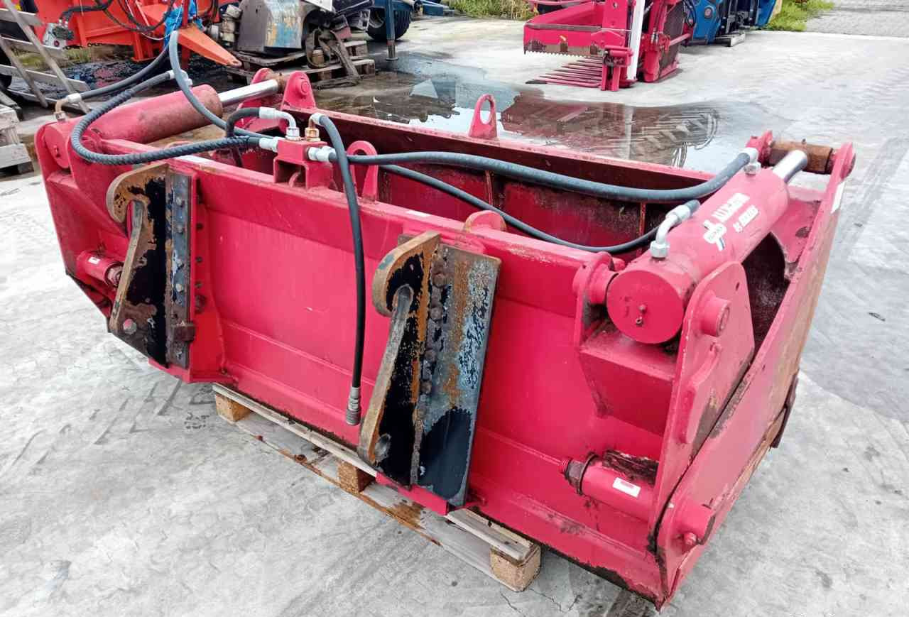 Redrock Allround 85-200 kuilhapper Volvo L30 aansl. voermachines - 사일리지 장비 : 사진 3 Redrock Allround 85-200 kuilhapper Volvo L30 aansl. voermachines - 사일리지 장비 : 사진 3