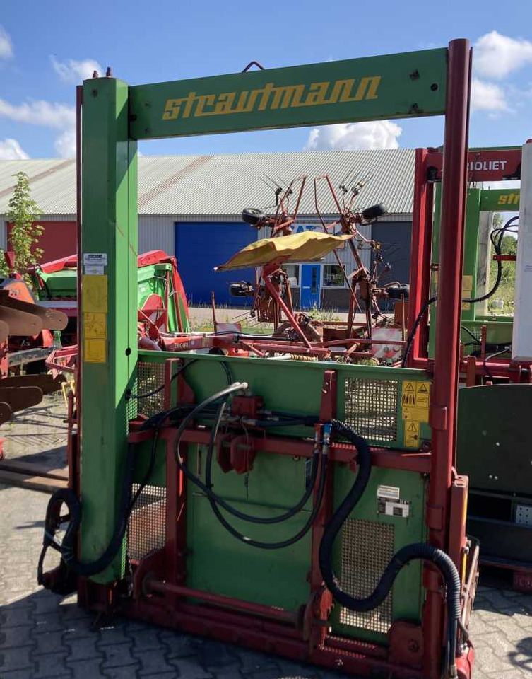 Strautmann Hydrofox HK3 kuilsnijder kuilvoersnijder U snijder voermachines - 사일리지 장비 : 사진 2 Strautmann Hydrofox HK3 kuilsnijder kuilvoersnijder U snijder voermachines - 사일리지 장비 : 사진 2