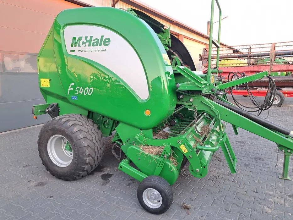 Mchale 5400C - 원형 베일러 : 사진 1 Mchale 5400C - 원형 베일러 : 사진 1