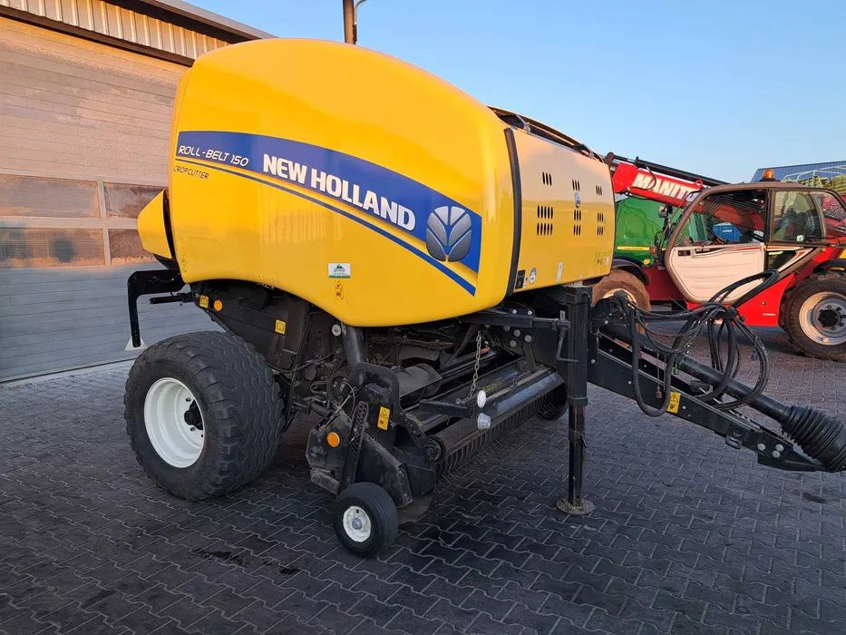 New Holland ROLL-BELT 150 cropcutter - 원형 베일러 : 사진 1 New Holland ROLL-BELT 150 cropcutter - 원형 베일러 : 사진 1