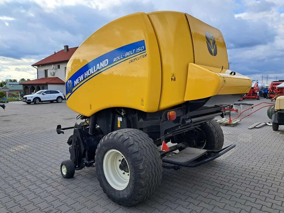 New Holland roll-belt 150 cropcutter - 원형 베일러 : 사진 3 New Holland roll-belt 150 cropcutter - 원형 베일러 : 사진 3