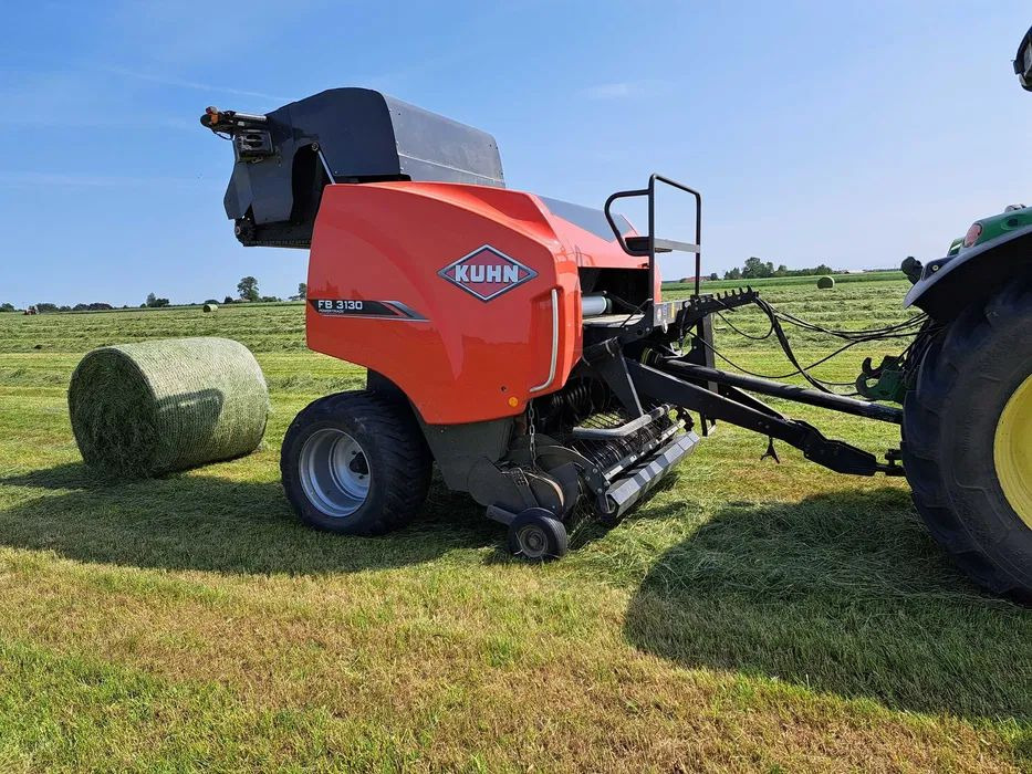 Prasa rolująca KUHN 3130 power track 2019 rok - 원형 베일러 : 사진 1 Prasa rolująca KUHN 3130 power track 2019 rok - 원형 베일러 : 사진 1