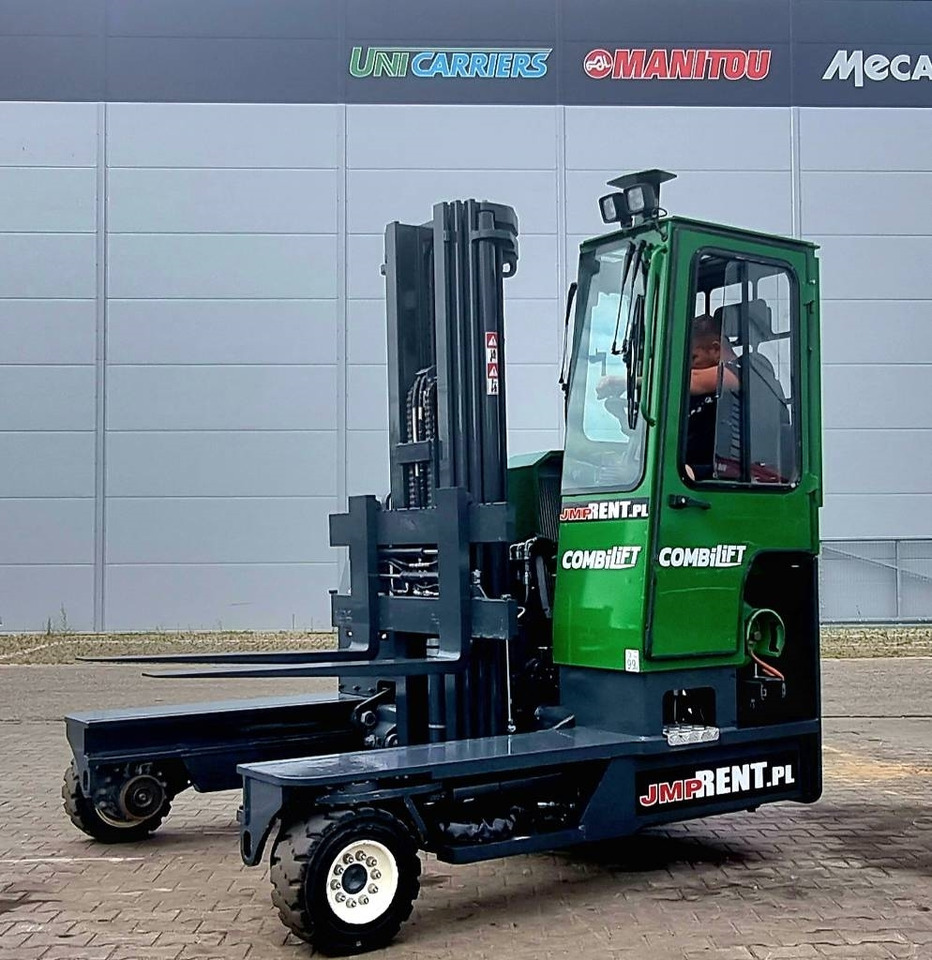 Combilift C 4000 LPG DEMO 196hrs - 4방향 리치 트럭 : 사진 1 Combilift C 4000 LPG DEMO 196hrs - 4방향 리치 트럭 : 사진 1